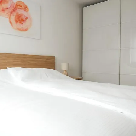 White - Free Parking Apartamento *